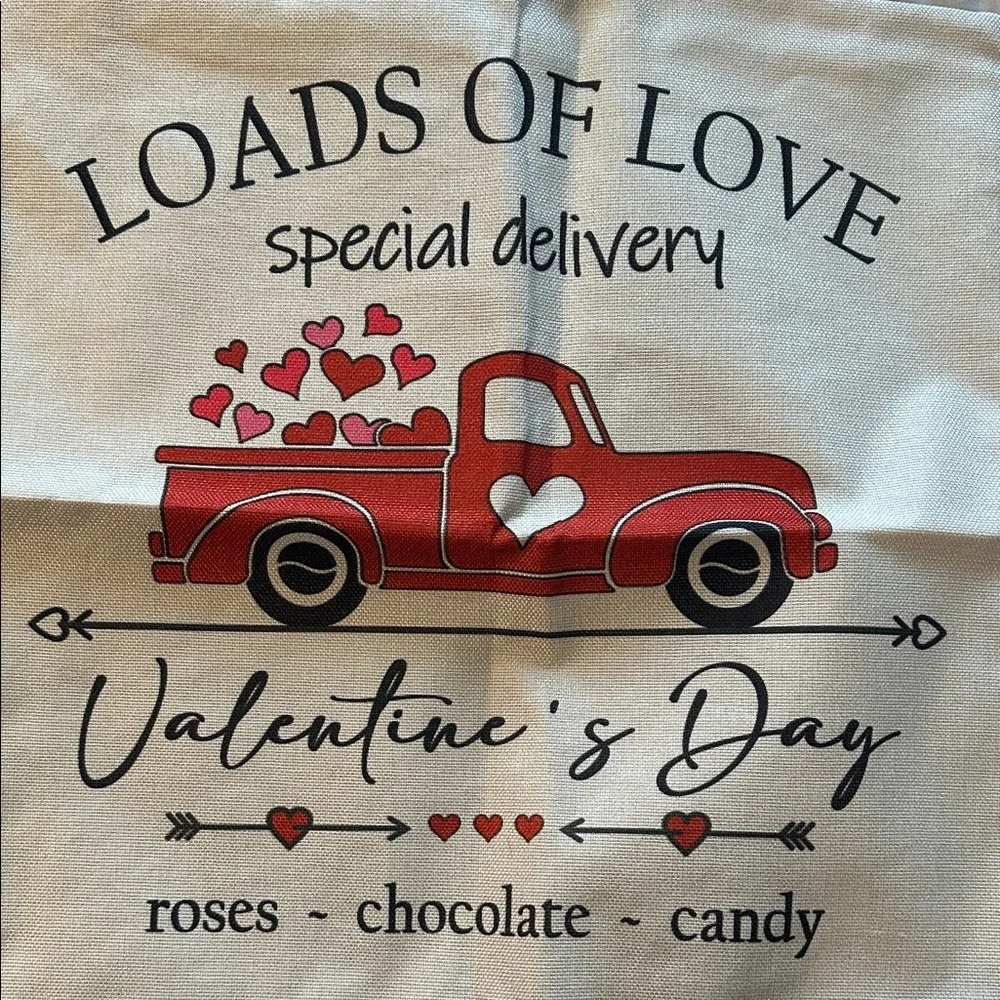 Valentine's Day Decorative Throw Pillow Covers - Red & Cream 4 Pack
